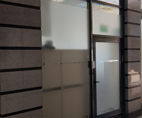 משרד המשלב חלל תצוגה - כניסה