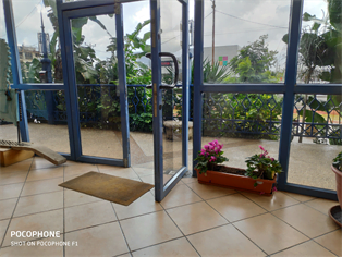 חנות לתצוגה/ משרד להשכרה - חזית