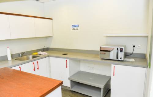 משרד מהייטק מול הרכבת