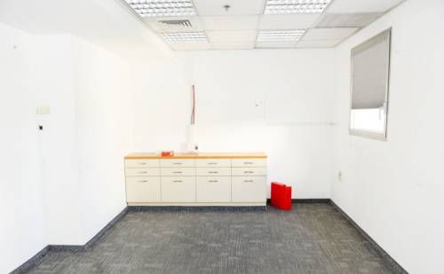 להשכרה אופן ספייס בבניין בוטיק