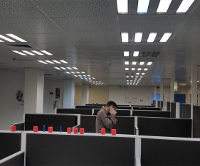 קומה עצמאית - עמדות עבודה מודולאריות