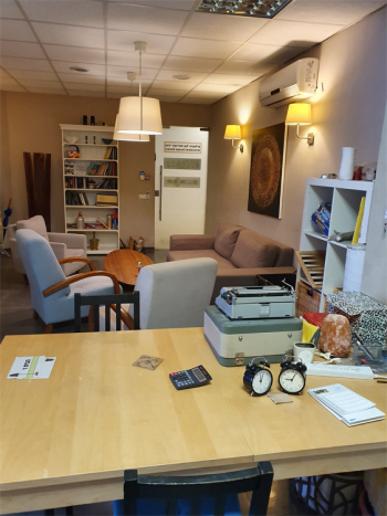 חדר ראשי במשרד להשכרה