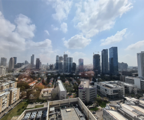 נוף מהמשרד במגדל ויצמן, תל אביב