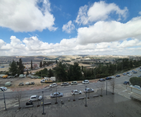 נוף פנורמי מאוורר ופנוי - השכרת משרדים ירושלים