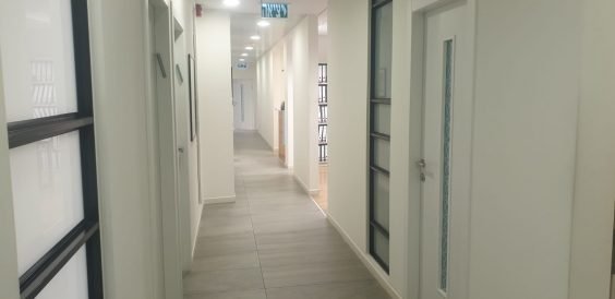 360 מר להשכרה במגדלי זיו הייצוגיים