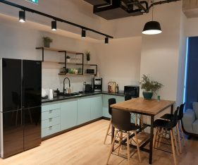 משרד עם מטבח - רעננה התדהר