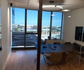 משרד יוקרתי להשכרה ברעננה