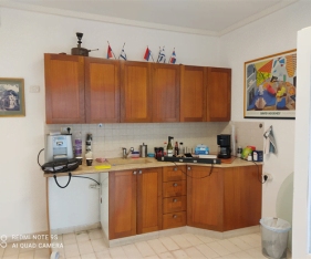 מטבחון - משרד להשכרה בירושלים