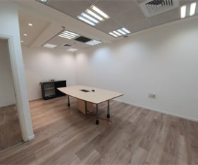 משרד משופץ ברמת גמר גבוהה בירושלים