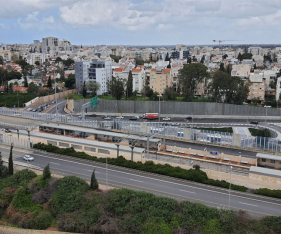 במגדל משרדים יוקרתי בהוד השרון שטח משרד בגודל 805 מ