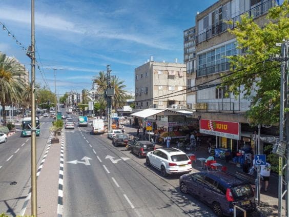 שטח למכירה יכול לשמש למסחר, משרדים ועוד