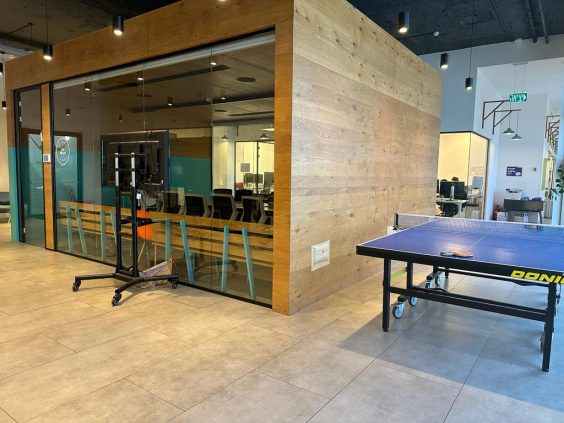 קומה שלמה להשכרה צמוד לנמל תל אביב