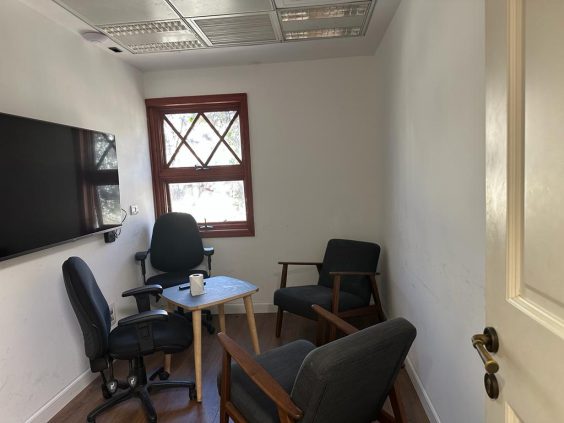 חדר במשרד להשכרה בתל אביב