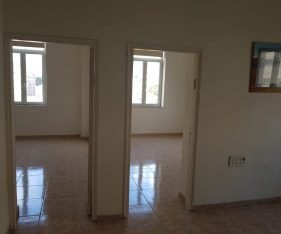 בסמוך לתחנת הרכבת מרכז השמונה ולמטרונית!