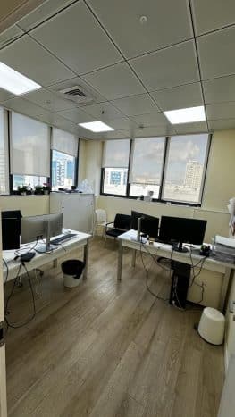 משרד ייחודי ומואר בקומה גבוהה
