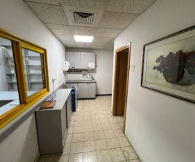 ממוקם במיקום מרכזי בעיר ונגיש לתחבורה ציבוריתה