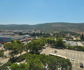 1,300 מר קומה בשלמות במעטפת
