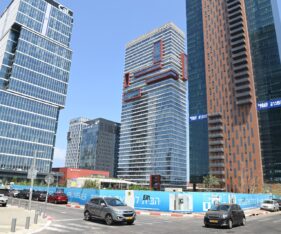 בלב אזור העסקים המתפתח של בני ברק
