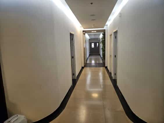 משרדים 700 מר