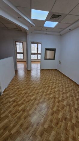 משרד במיקום מרכזי, כניסה מיידית