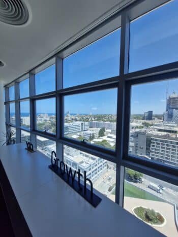 קומה עצמאית עם Roof Top פרטי