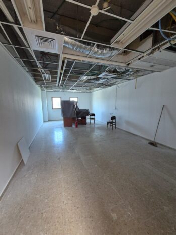 משרד 65 מר להשכרה מיידית