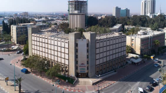 מיקום אסטרטגי במתחם פריים לוקיישן