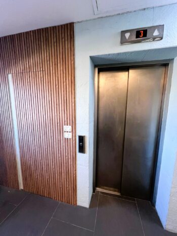 מתאים למקצועות חופשיים