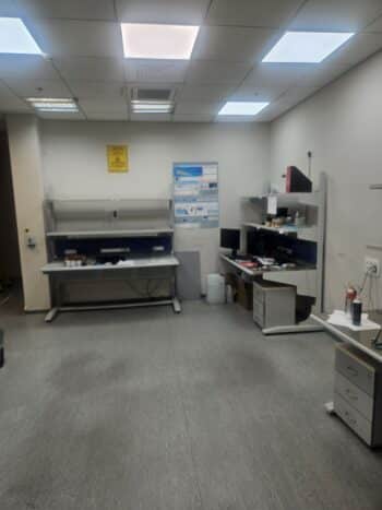 החדר ישיבות מרווח, מרחב מוגן