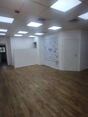 במיקום מצויין ובבניין מטופח