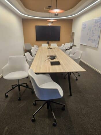 במתחם עוז 50 כס