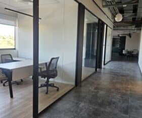 שטחי אחסנה של כ 1500 מטר בקומת קרקע גובה 7 כולל פתחים גדולים