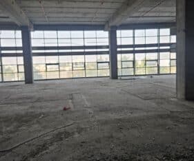 ניתן לשלב משרדים בקומה עליונה