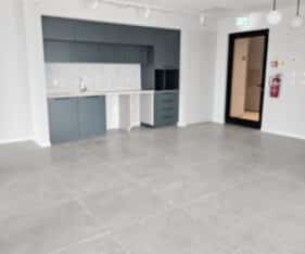 מטבח מאובזר ומעליות