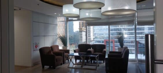 חצי קומה יפה ויוקרתית