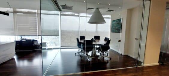 365 משרדים מפוארים בקומה גבוהה מאד