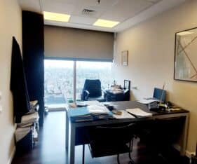 קומה גבוהה מאד באחד ממגדלי היוקרה במתחם בסר