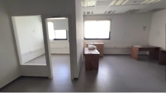 המיקום בקרבת ציר תחבורה מרכזי