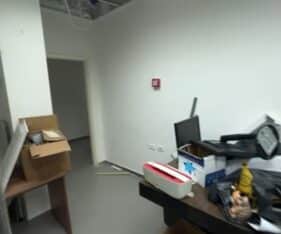 המשרד פנוי לכניסה התאמות באופן מיידי