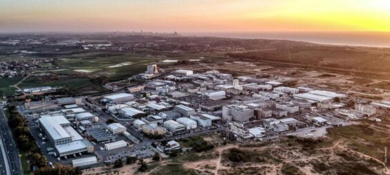 באזור תעשייה של חדרה