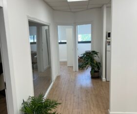 משרד להשכרה בנשר