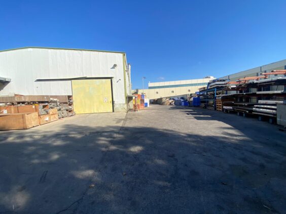 בגעש שטח קרקע של 770 מטר