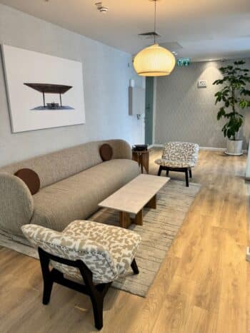 משרד מרהיב בעיצוב מודרני ומרווח ברמת גמר גבוהה