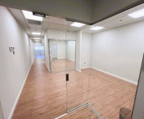 מטבח מאובזר, מעליות וגישה נוחה לרחבת פריקה וטעינה ומרחב מוגן