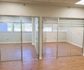 2 משרדים פרטיים מטבחון חדר ישיבות