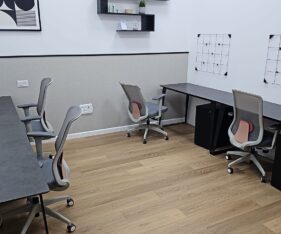 משרד פרטי, 15 מר מעוצב ומרוהט