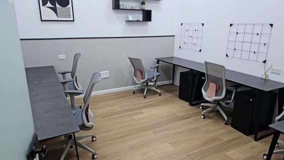 משרד פרטי, 15 מר מעוצב ומרוהט