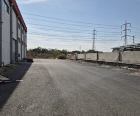 ישנה מערכת כיבוי אש, מאגר מים, כוח חשמל גבוה