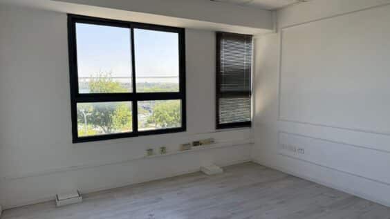 מטבח, מעליות, מרחב מוגן