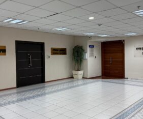 אופציה להשכרת חניות בבניין